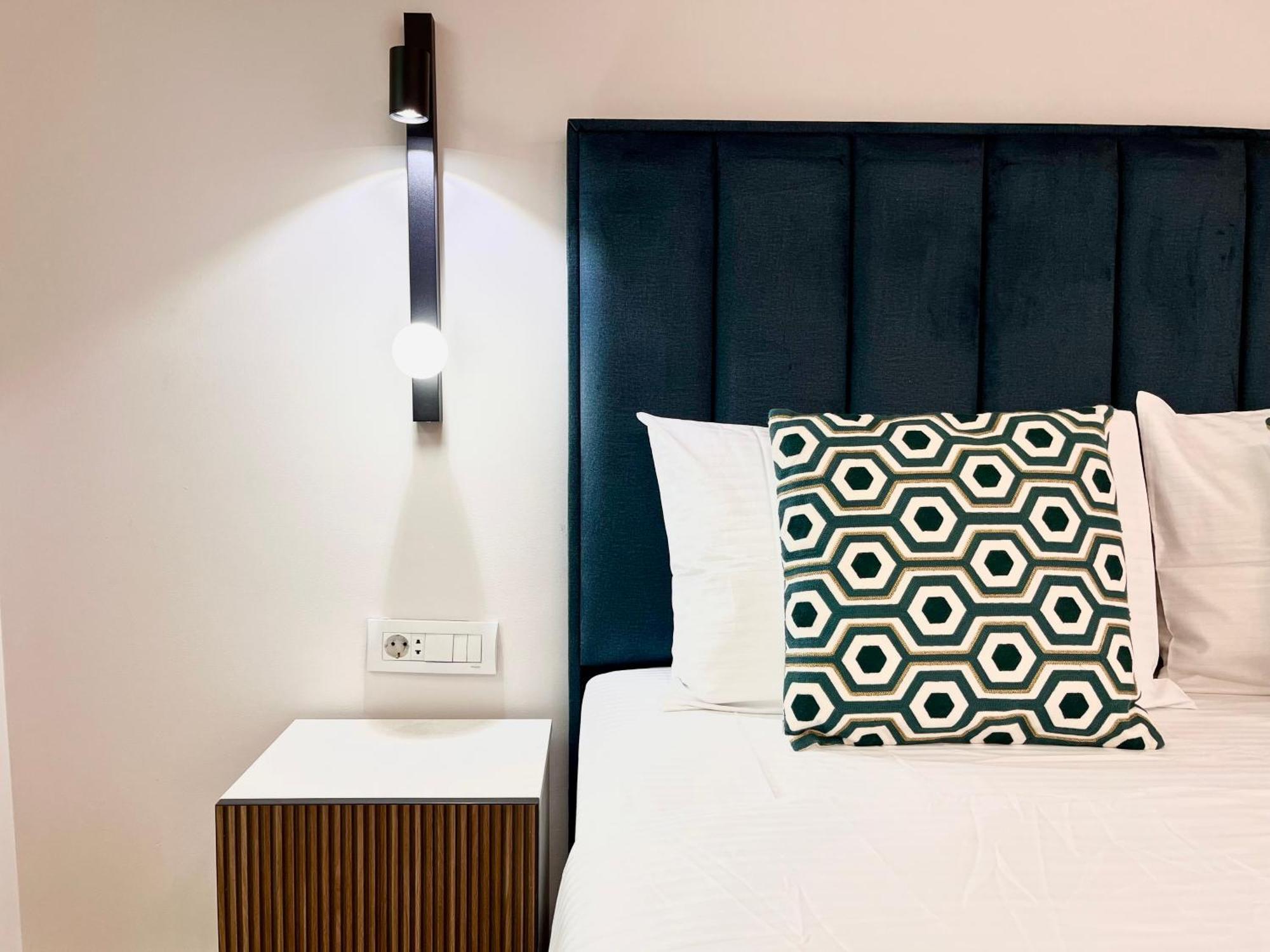 The City Retreat Apart-Hotel Bucarest Esterno foto